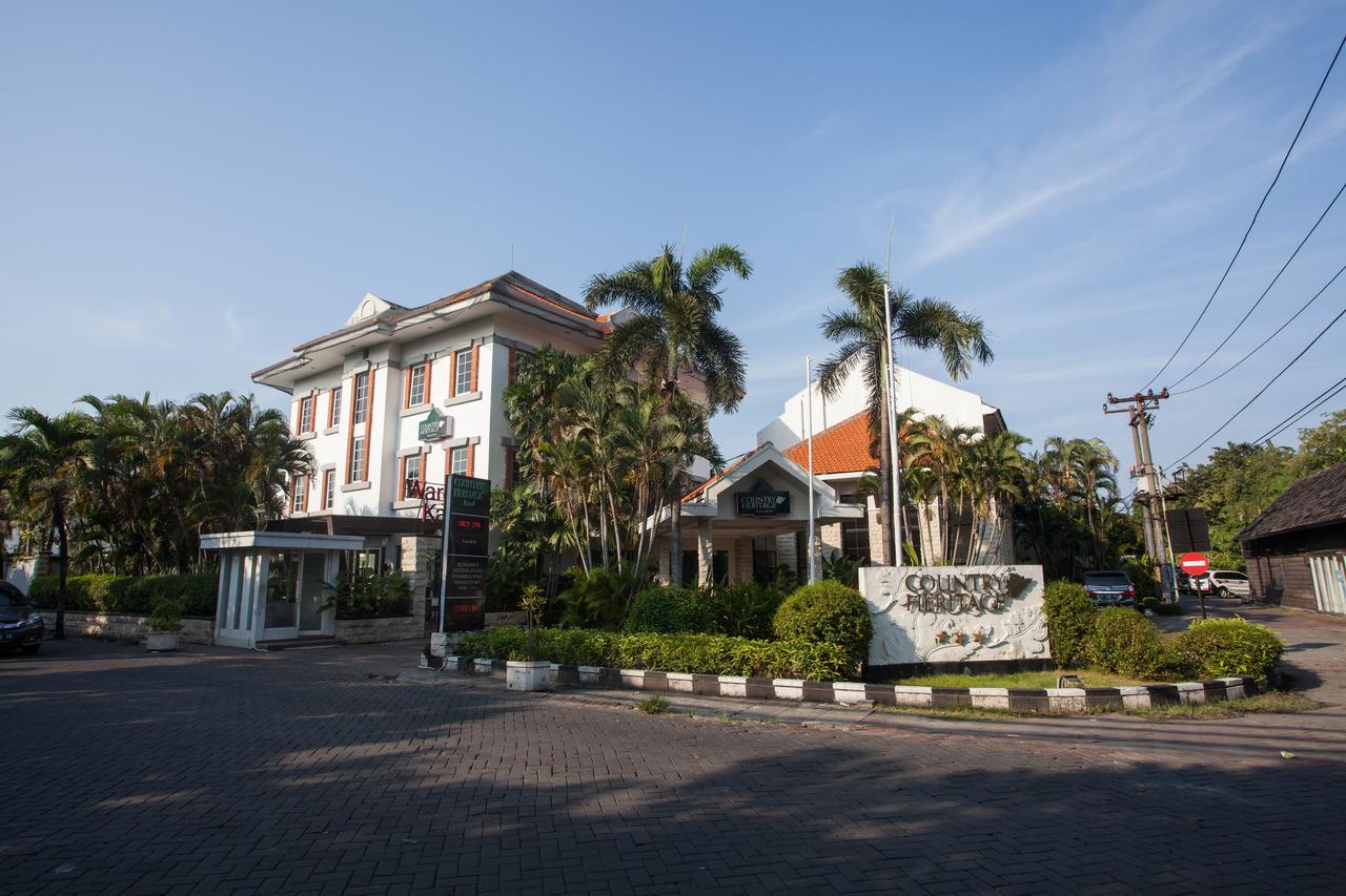 เรดดอร์ซ พรีเมียม แอท รายา งินเดน Hotel Wonocolo ภายนอก รูปภาพ